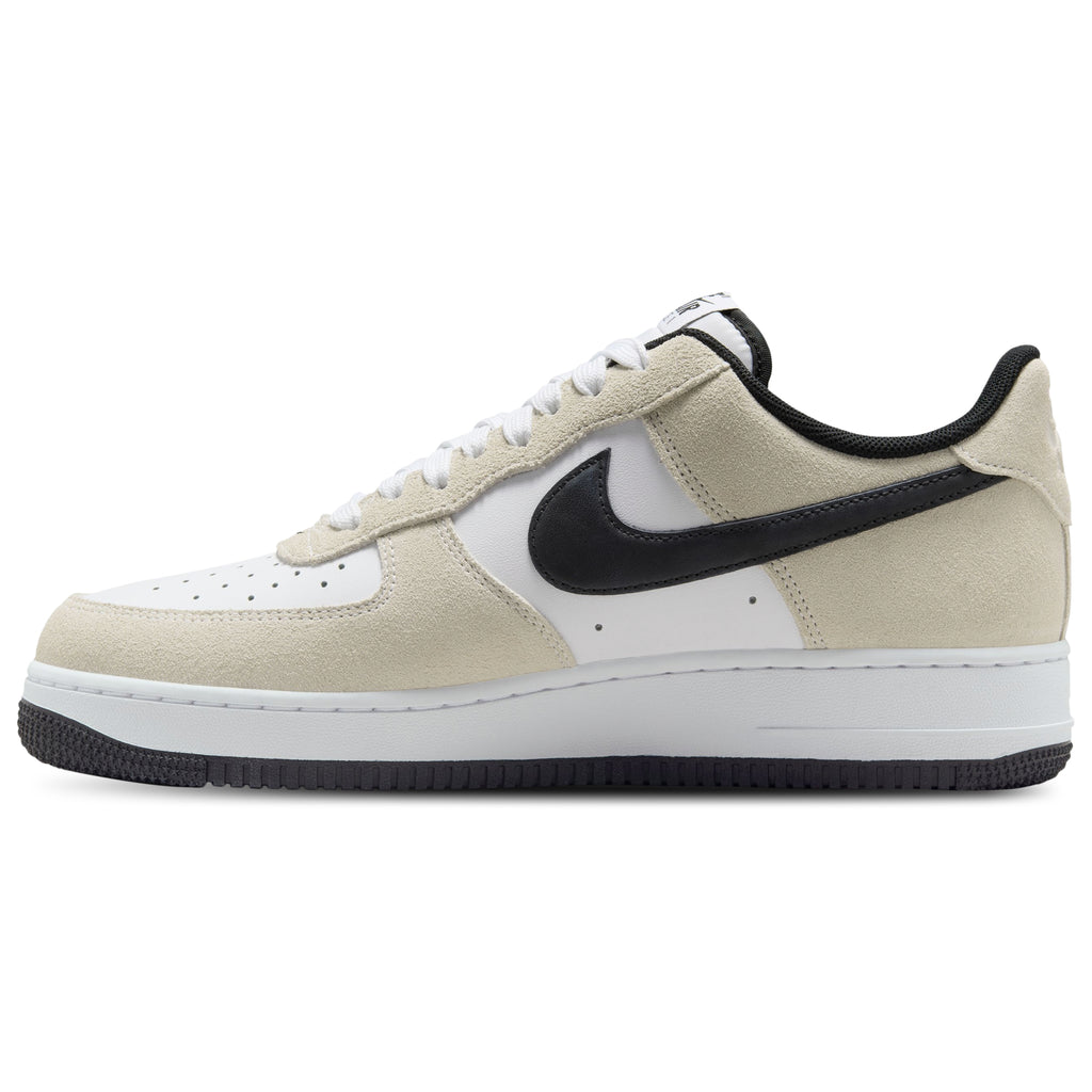 [IB6388-100] MENS NIKE AIR FORCE 1 '07 LV8 'WHITE BLACK'