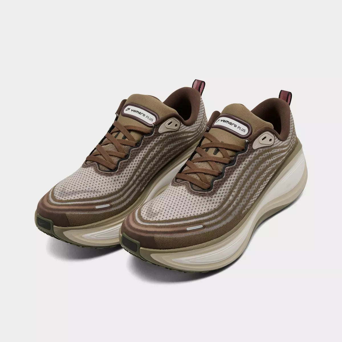 [IO4482-001] MENS NIKE VOMERO PLUS 'CALDERA BROWN'
