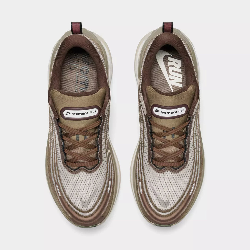 [IO4482-001] MENS NIKE VOMERO PLUS 'CALDERA BROWN'