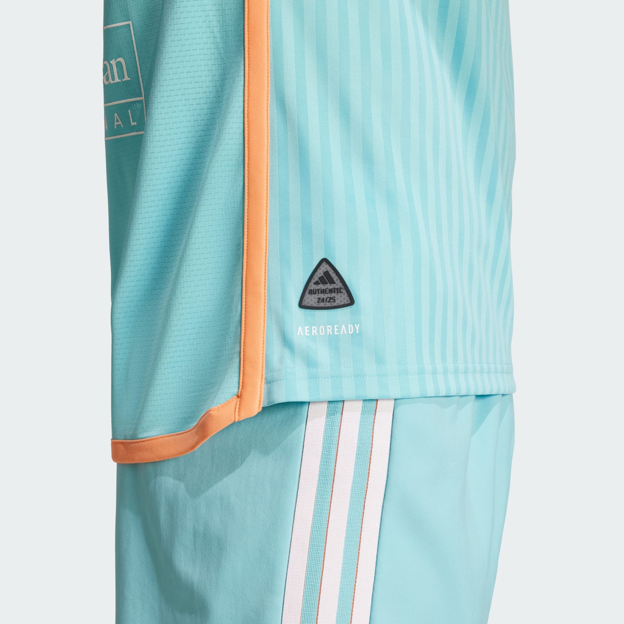 [IT6184] Mens Adidas FOOTBALL INTER MIAMI CF 24 THIRD AUTHENTIC JERSEY