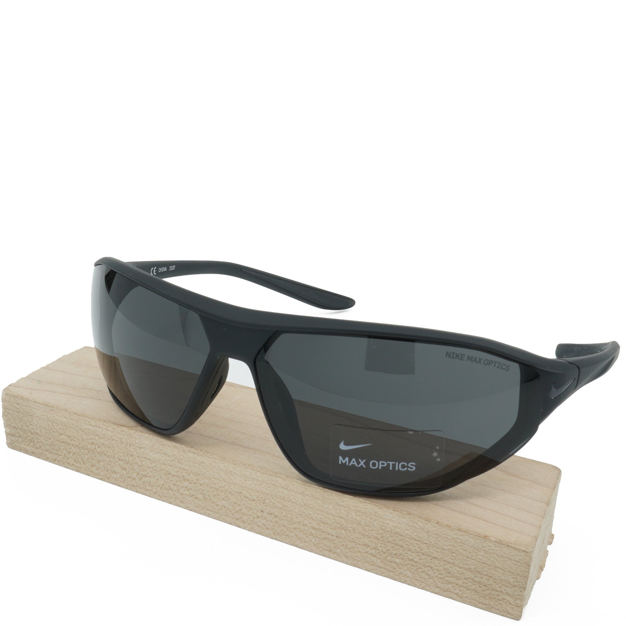 [DQ0803-010] MENS NIKE AERO SWIFT SUNGLASSES