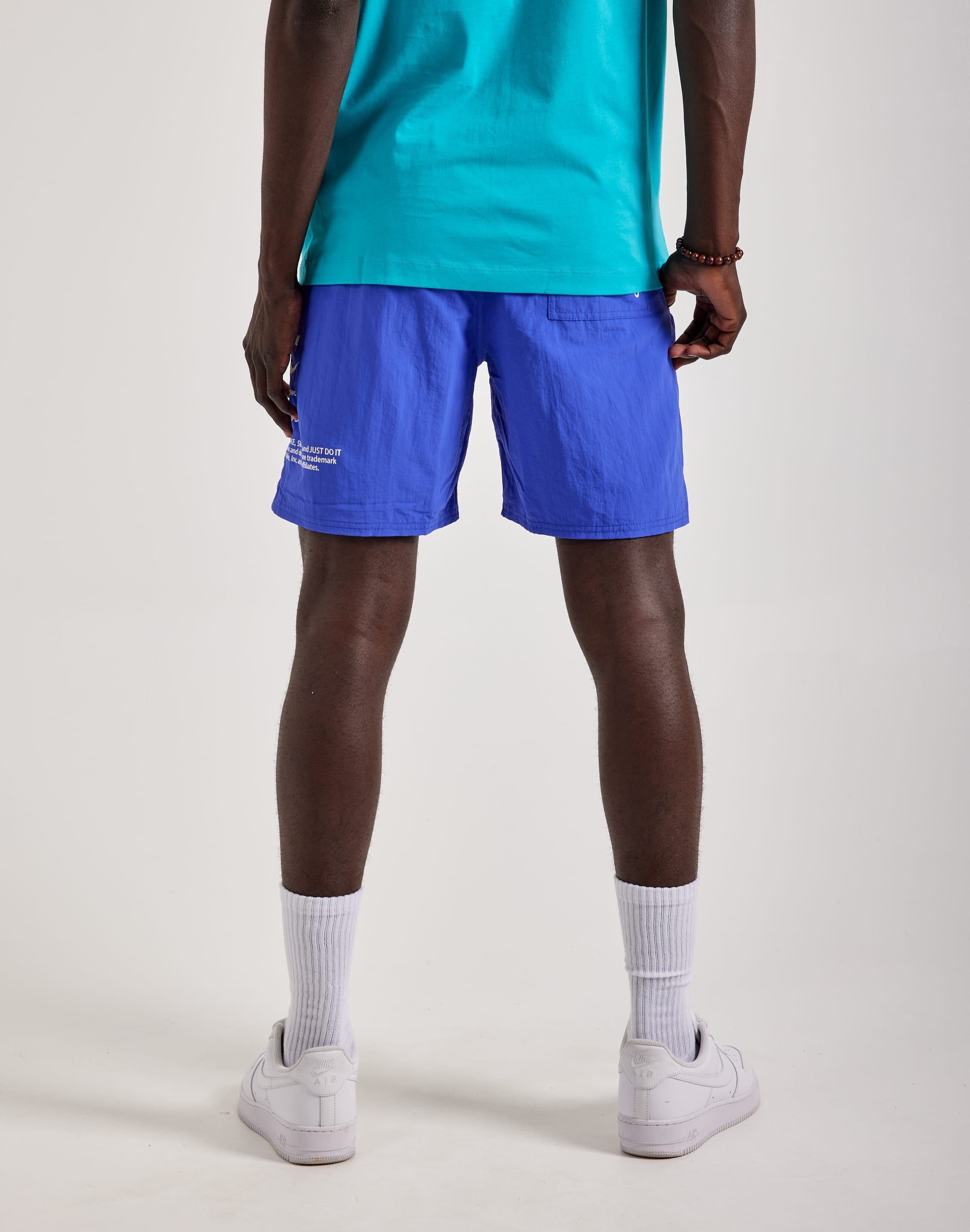 [NESSE506-504] MENS NIKE GRAPHIC HBR 7" SHORTS