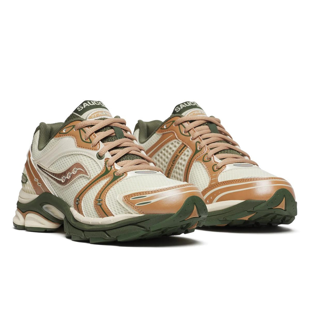 [S70903-1] MENS SAUCONY PROGRID TRIUMPH 4 'SAUCONY & FRIENDS SEANELLA ABRAHAM'