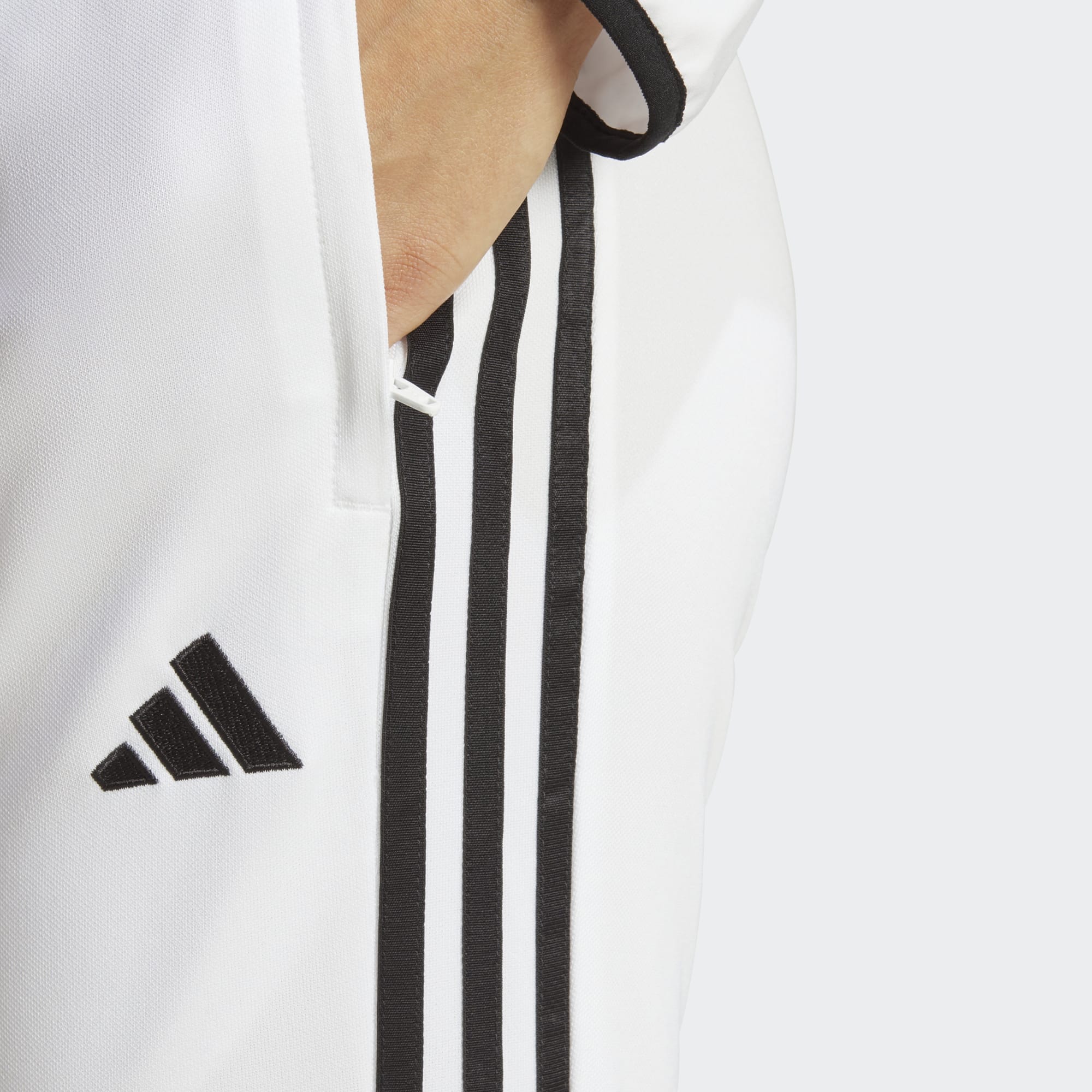 [HS3542] Womens Adidas TIRO23 L PNT W