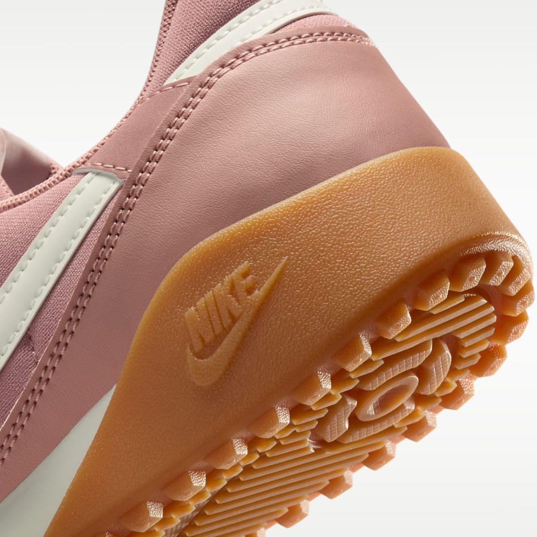 [HQ1940-602] WOMENS NIKE TERRA MANTA 'PARTICLE PINK'