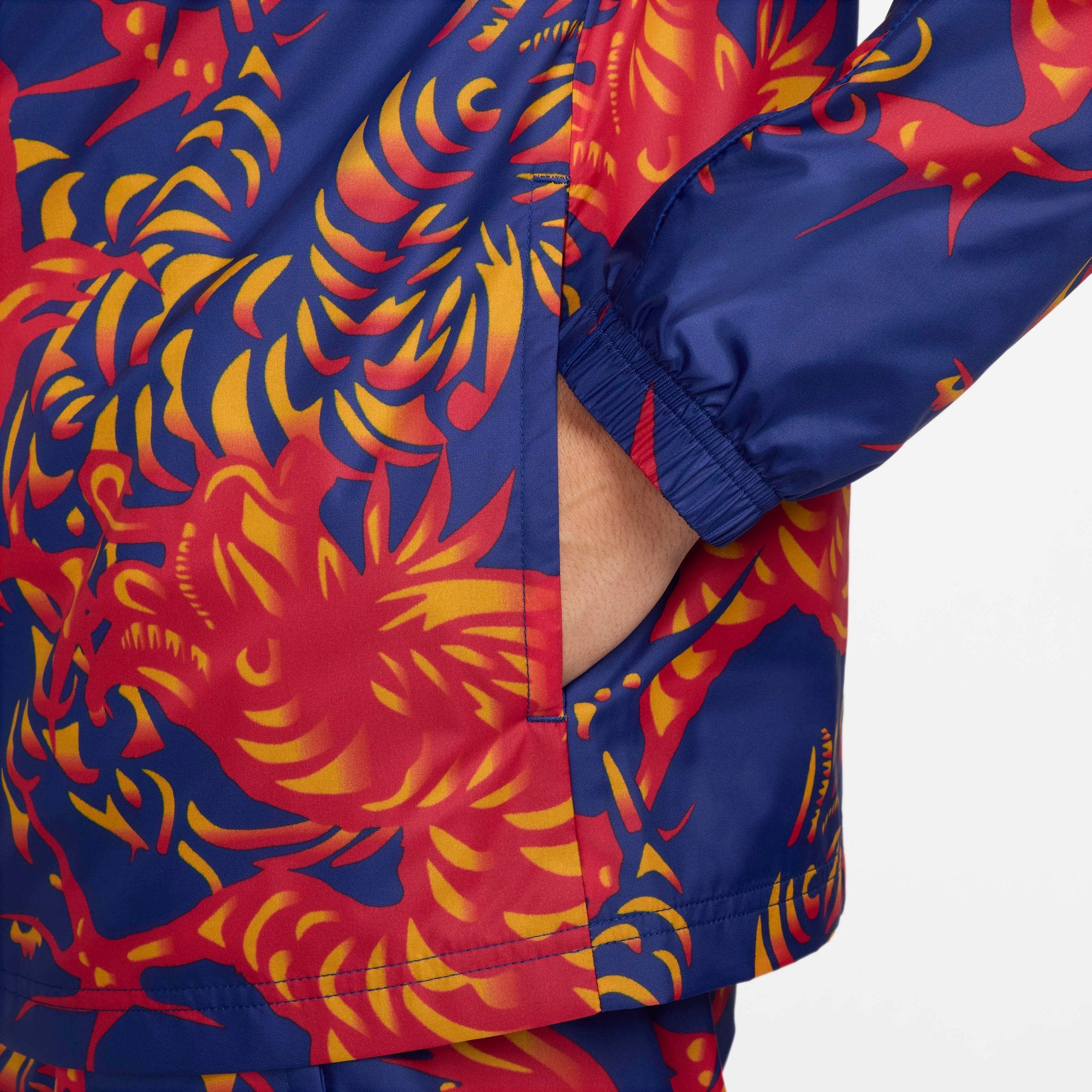 [FJ5565-455] MENS NIKE FC BARCELONA SOCCER WOVEN TRACKSUIT