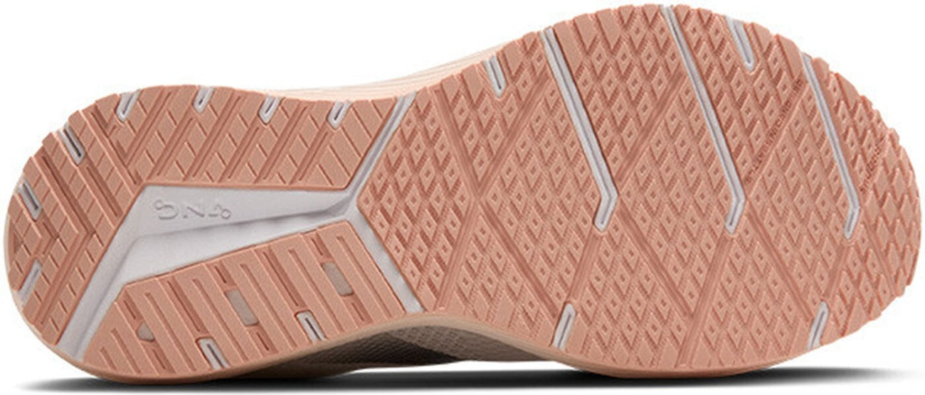 [1204241B.195] WOMENS BROOKS REVEL 7