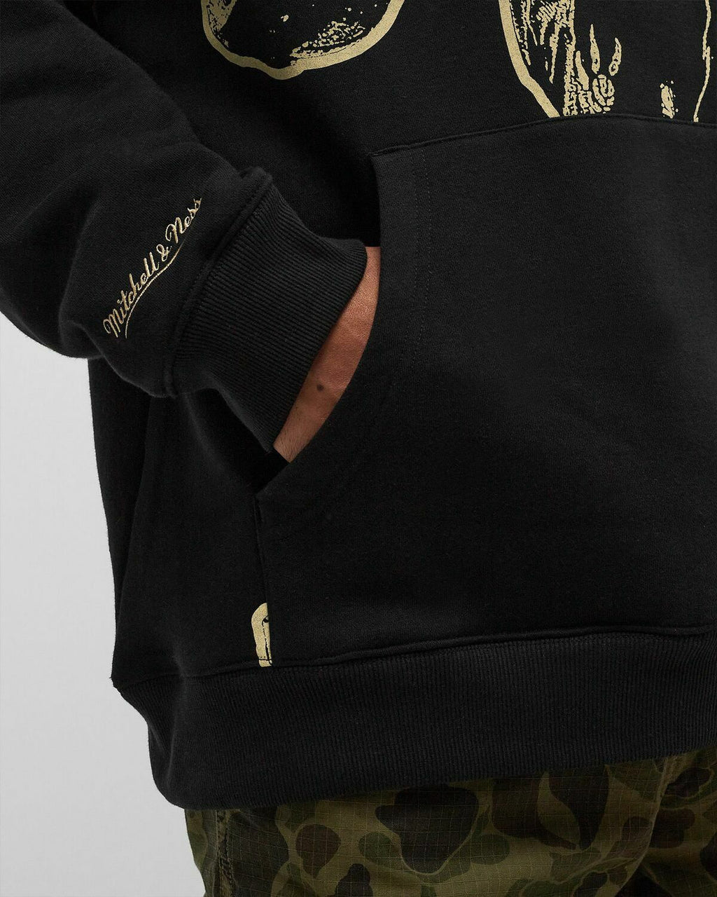 MENS MITCHELL & NESS 2024 HOF PREMIUM FLEECE HOODIE MULTI VINCE CARTER