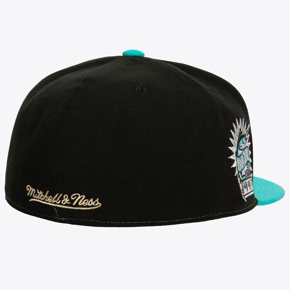 Mens Mitchell & Ness MLB HOMEFIELD FITTED COOP MARLINS