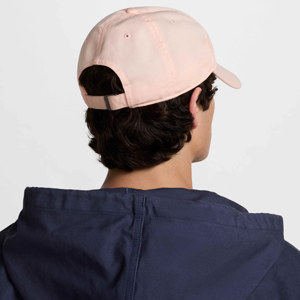 [FB5368-664] UNISEX NIKE CLUB UNSTRUCTURED FUTURA WASH CAP