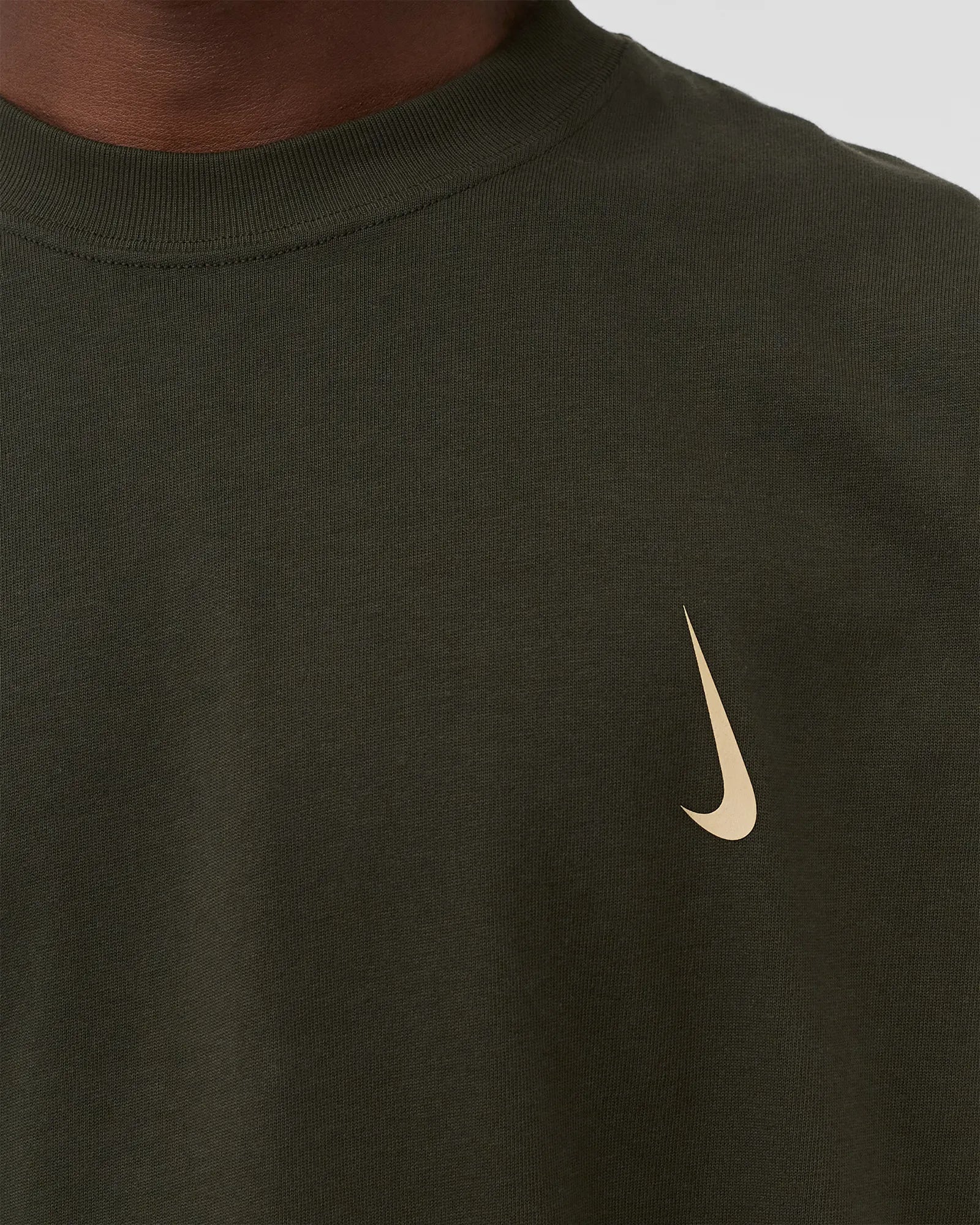[DQ7755-355] Mens Nike x Billie Eilish T-Shirt 'Sequoia/Mushroom'