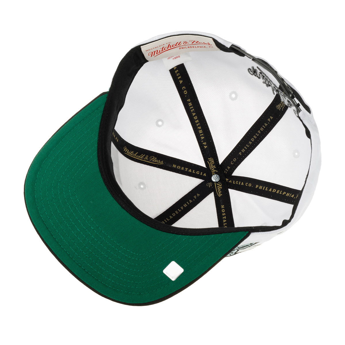 [HS8297-WRTWHIT] MENS MITCHELL & NESS WWE 17 SNAPBACK WRESTLEMANIA