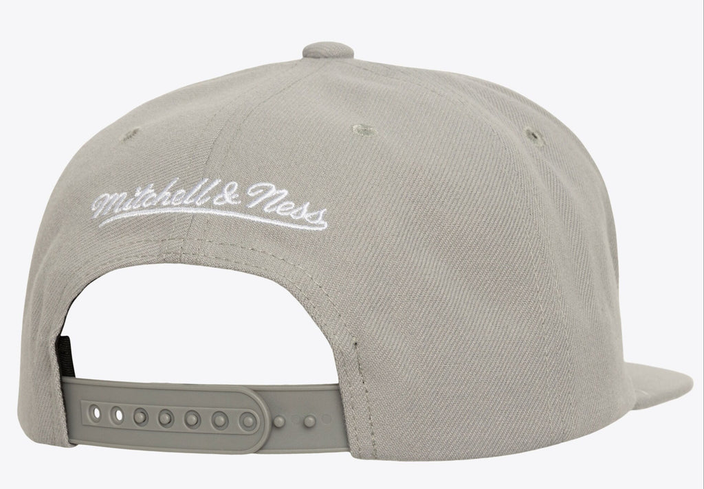 [HS9759-LAKGREY] MENS MITCHELL & NESS NHL XL LOGO SNAPBACK VNTG KINGS