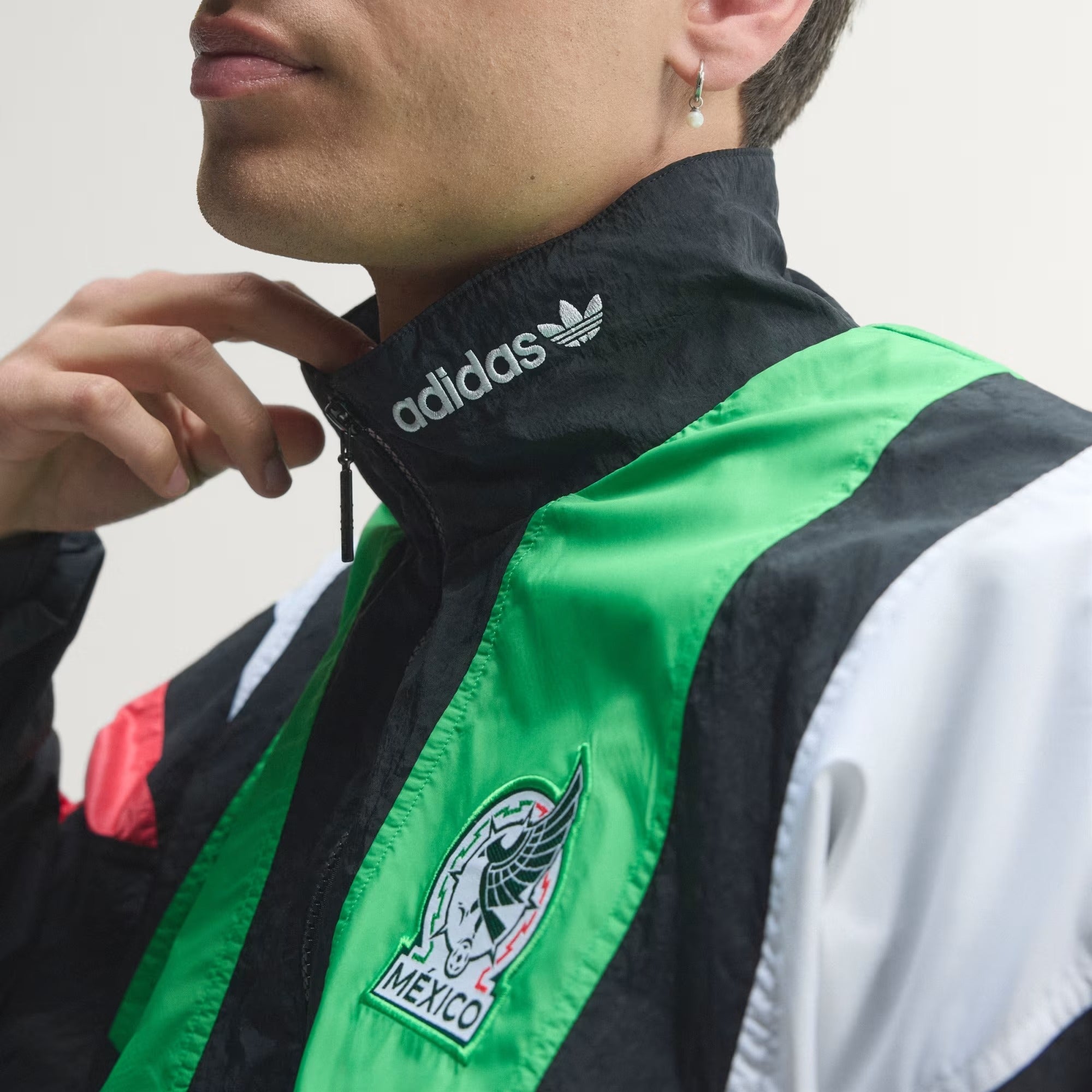 [KG2572] MENS ADIDAS MEXICO EQT TRACK TOP - BLACK