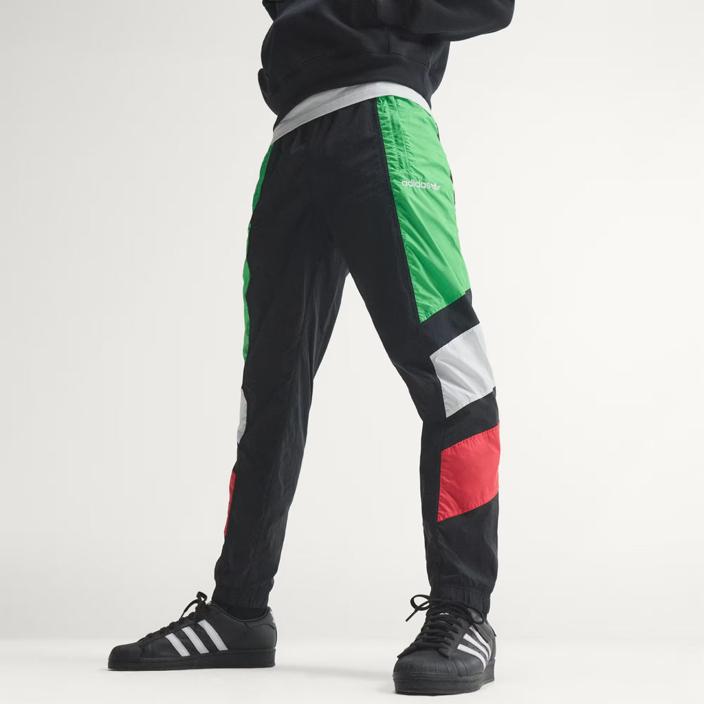 [KG2570] MENS ADIDAS MEXICO EQT TRACK PANTS