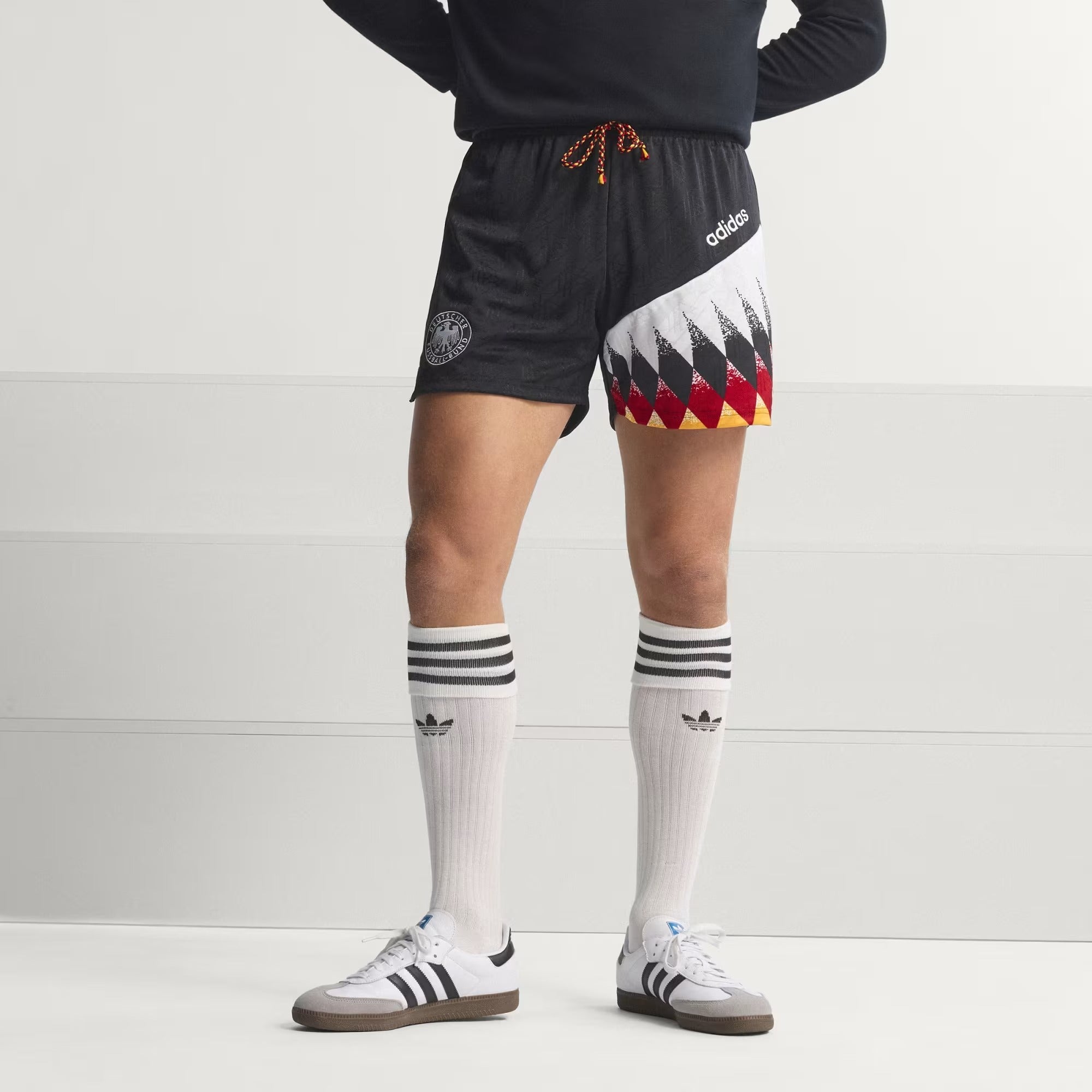 [JZ6958] MENS ADIDAS DFB GERMANY HOME SHORTS 1994 - BLACK
