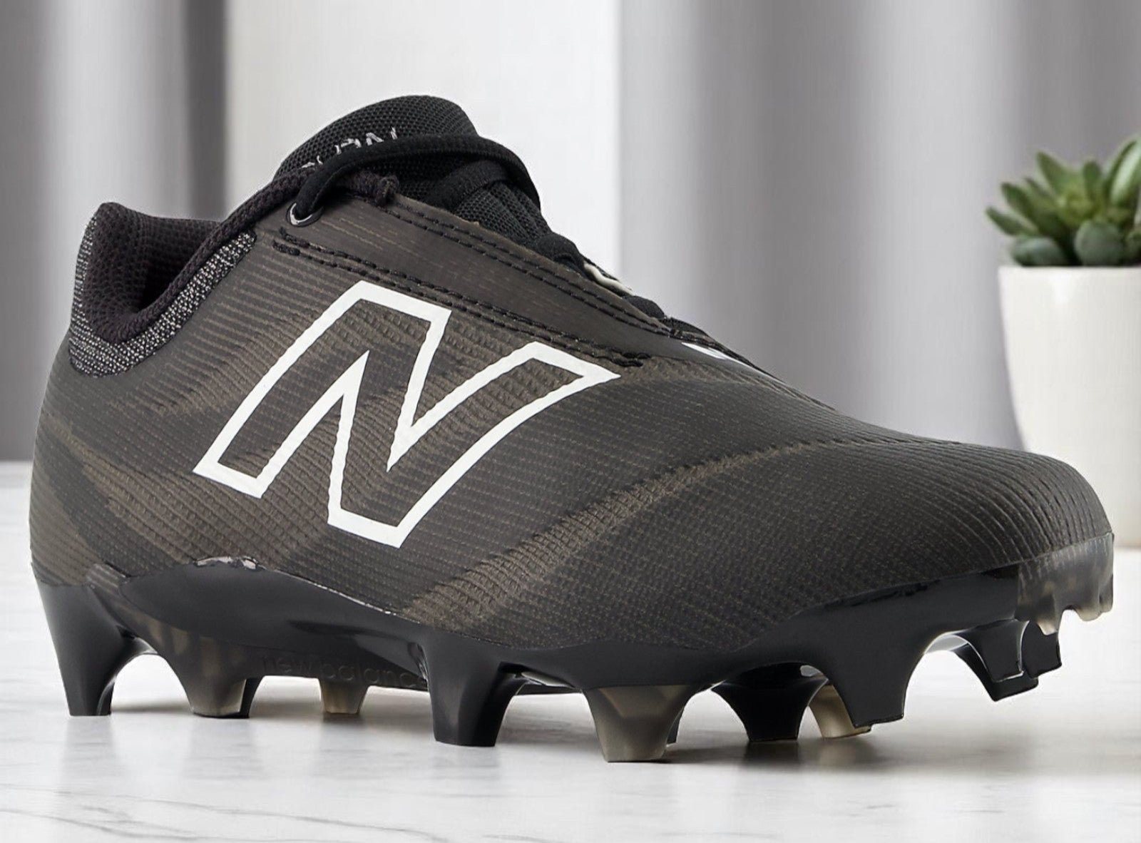 [WBURNLB4] WOMENS NEW BALANCE BURN X4 'BLACK WHITE'