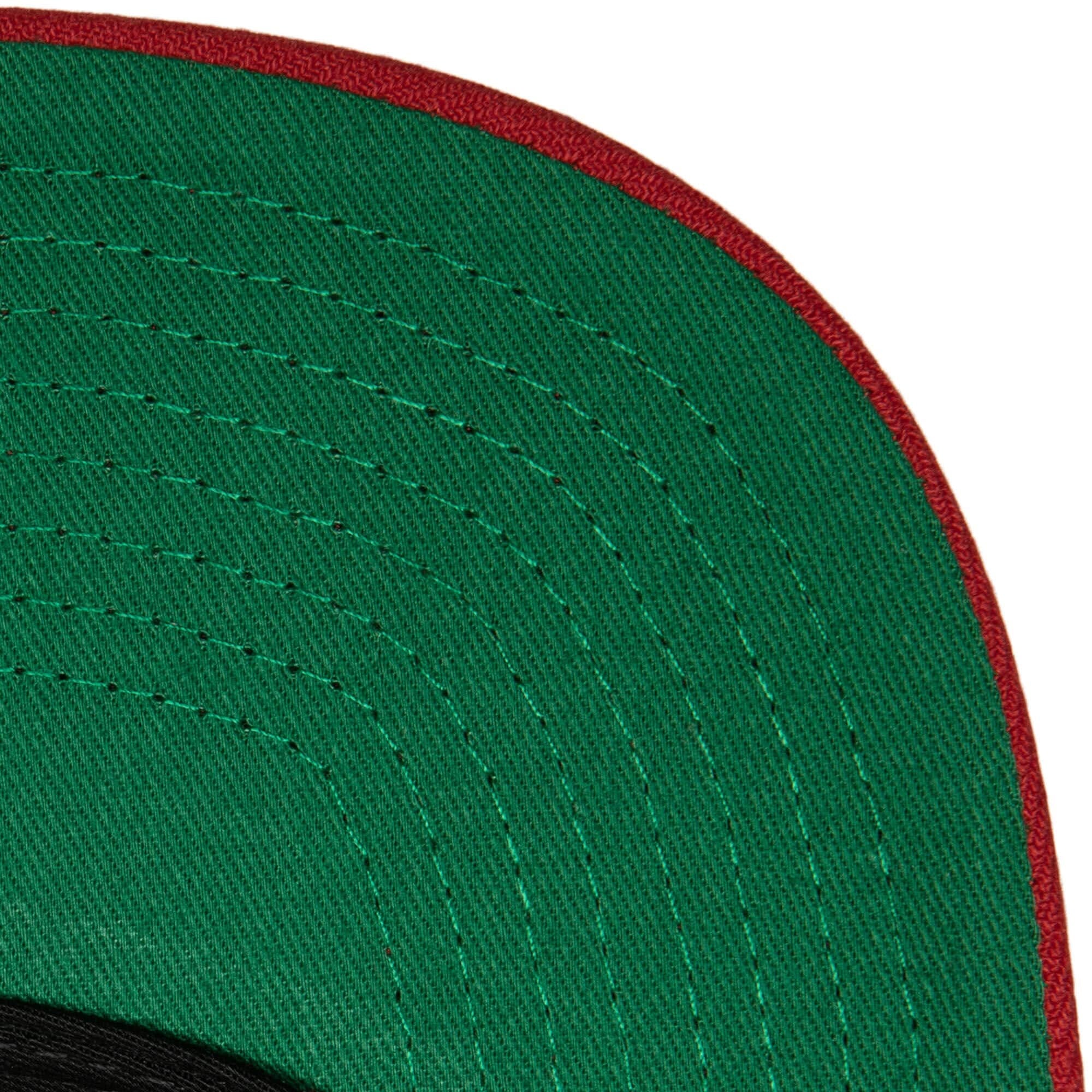 MENS MITCHELL & NESS NBA CROOKED PATH SNAPBACK BULLS - BLACK