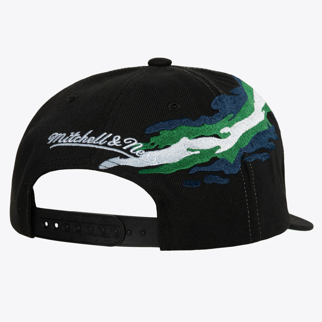 MENS MITCHELL & NESS NHL VINTAGE PAINTBRUSH SNAPBACK WHALERS - BLACK