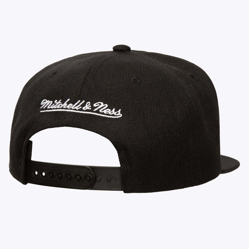 Mens Mitchell & Ness MLB LINE WORK SNAPBACK COOP PADRES