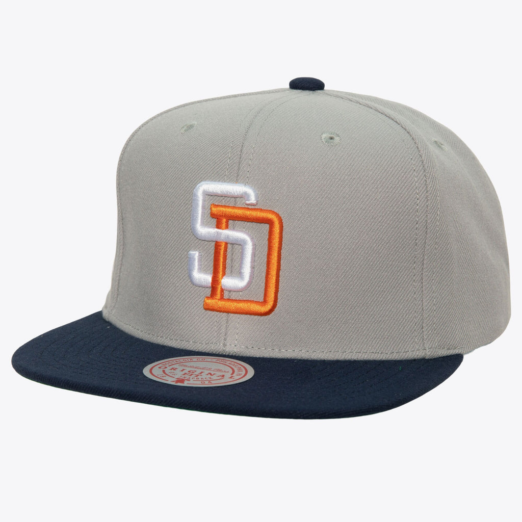 Mens Mitchell & Ness MLB AWAY SNAPBACK COOP PADRES