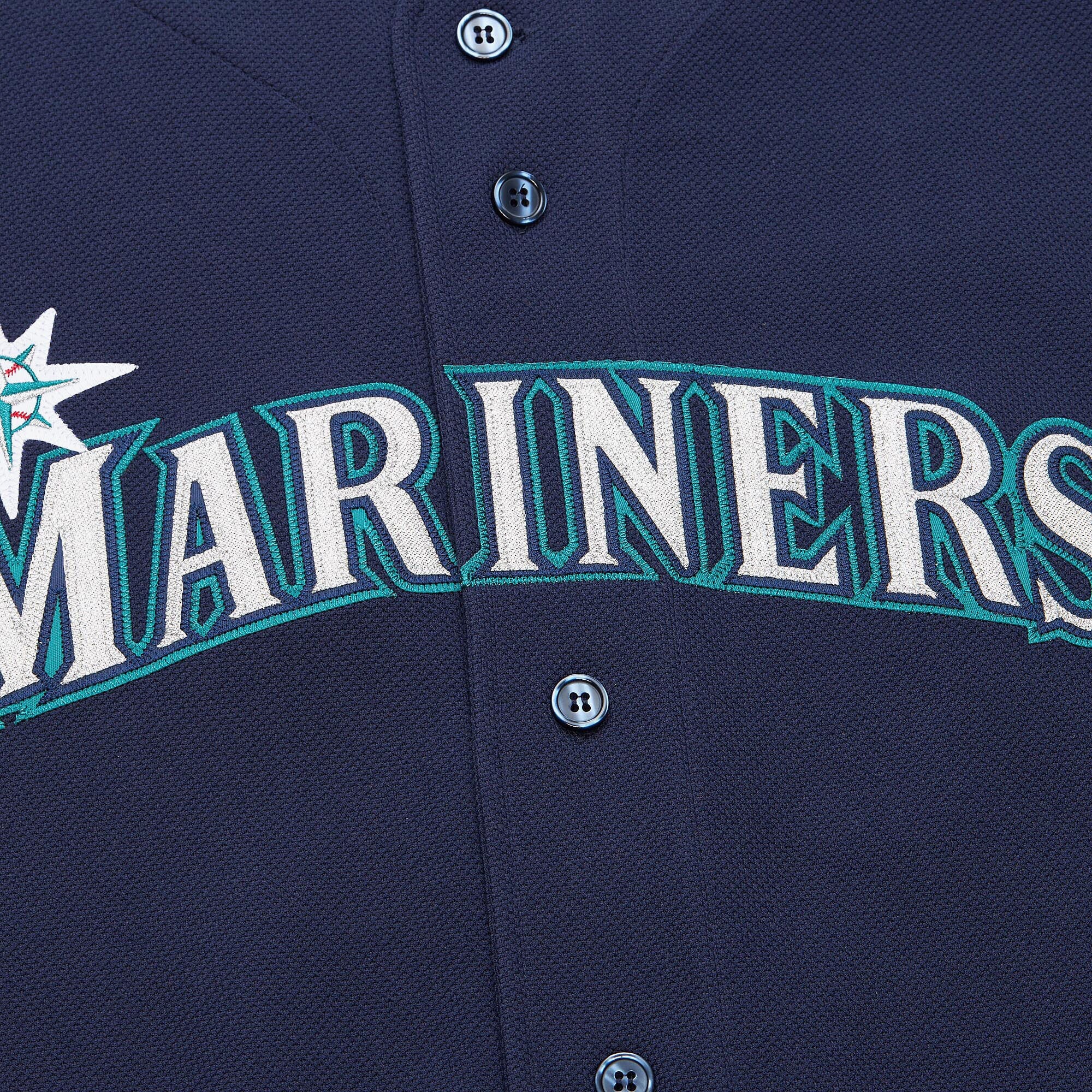 Mens Mitchell & Ness MLB DARK JERSEY MARINERS 2003 ICHIRO SUZUKI