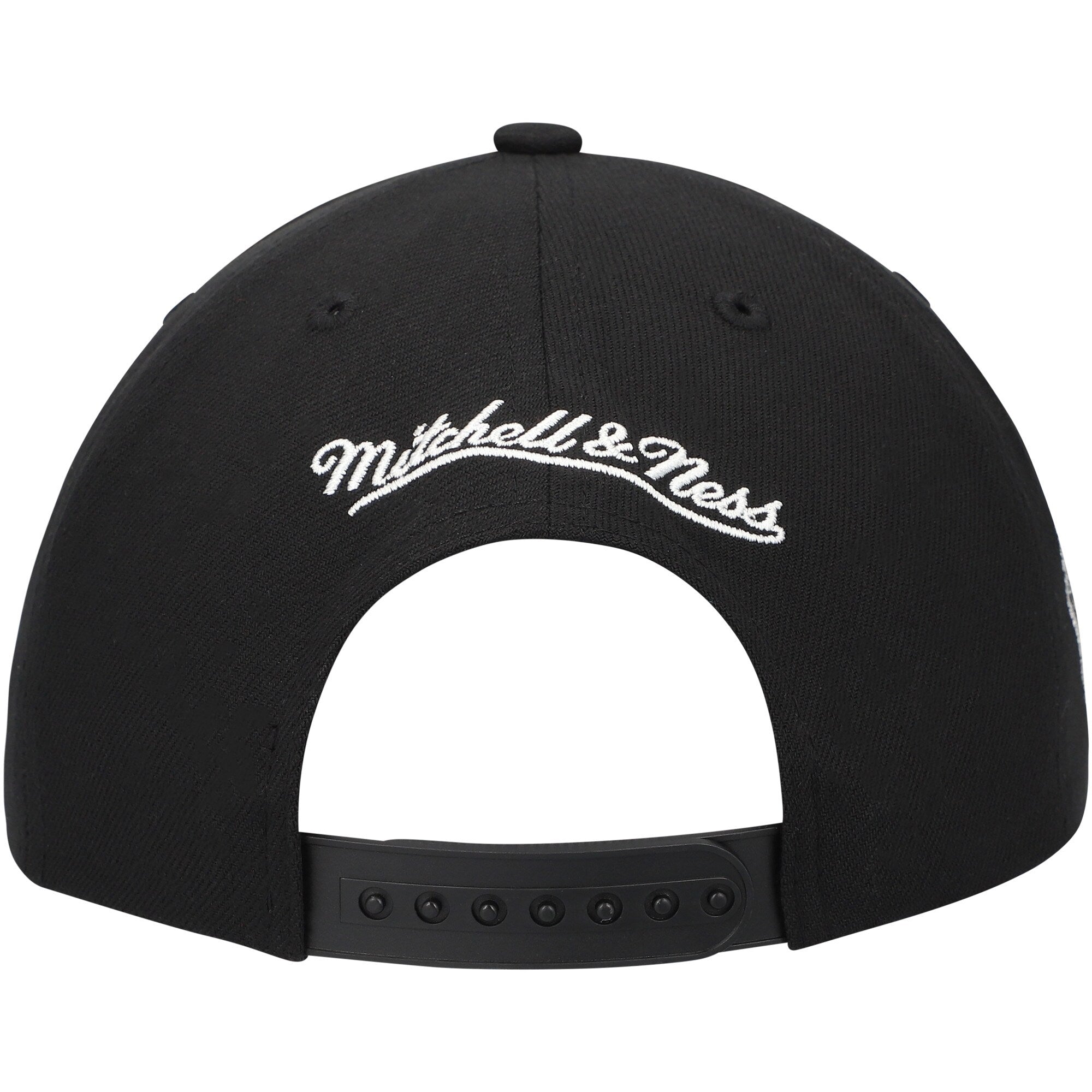MENS MITCHELL & NESS NBA PANDA PRO SNAPBACK KNICKS - BLACK