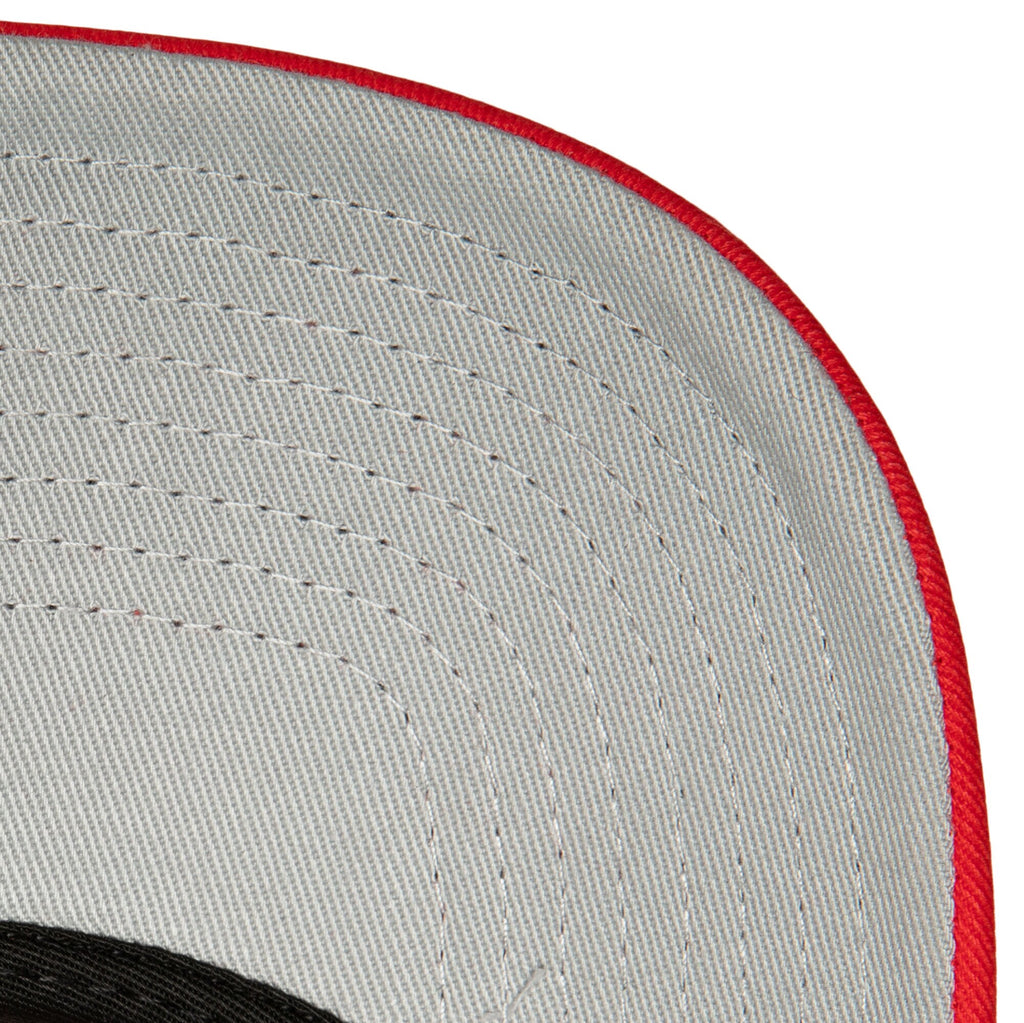 MENS MITCHELL & NESS MLB CURVEBALL TRUCKER COOP WHITE SOX - RED