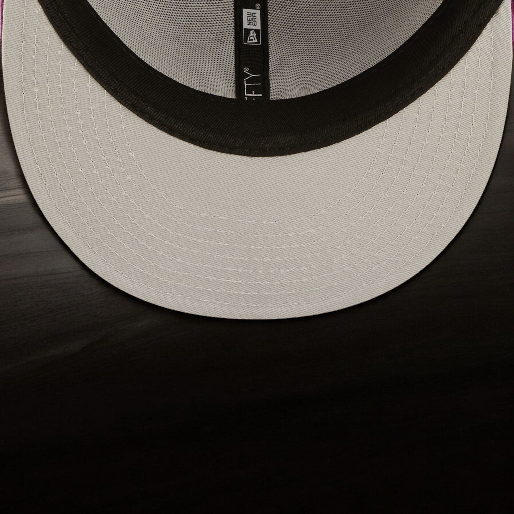 [70685161] Mens New Era MLB NY YANKEES 5950 FITTED - SPARKLING GRAPE
