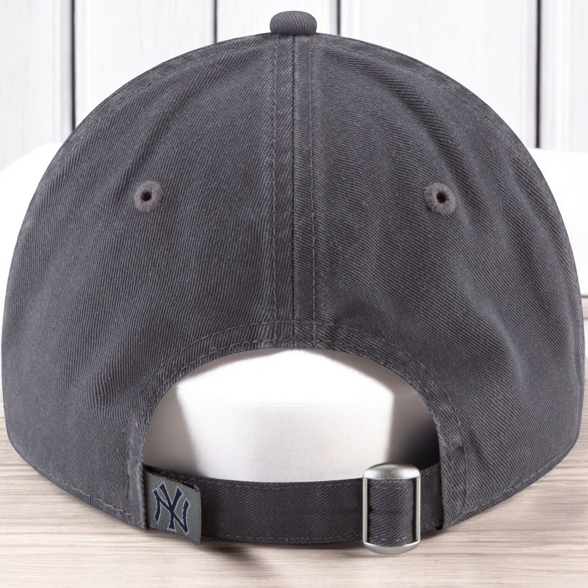[60235294] Mens New Era MLB NY YANKEES 920 STRAPBACK - GRAPHITE