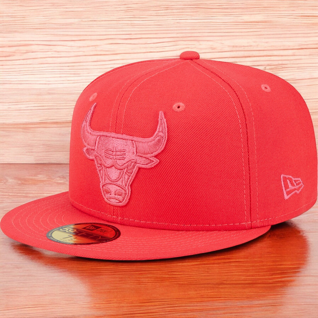 [60322440] MENS NEW ERA NBA CHICAGO BULLS 5950 COLOR PACK FITTED - RED