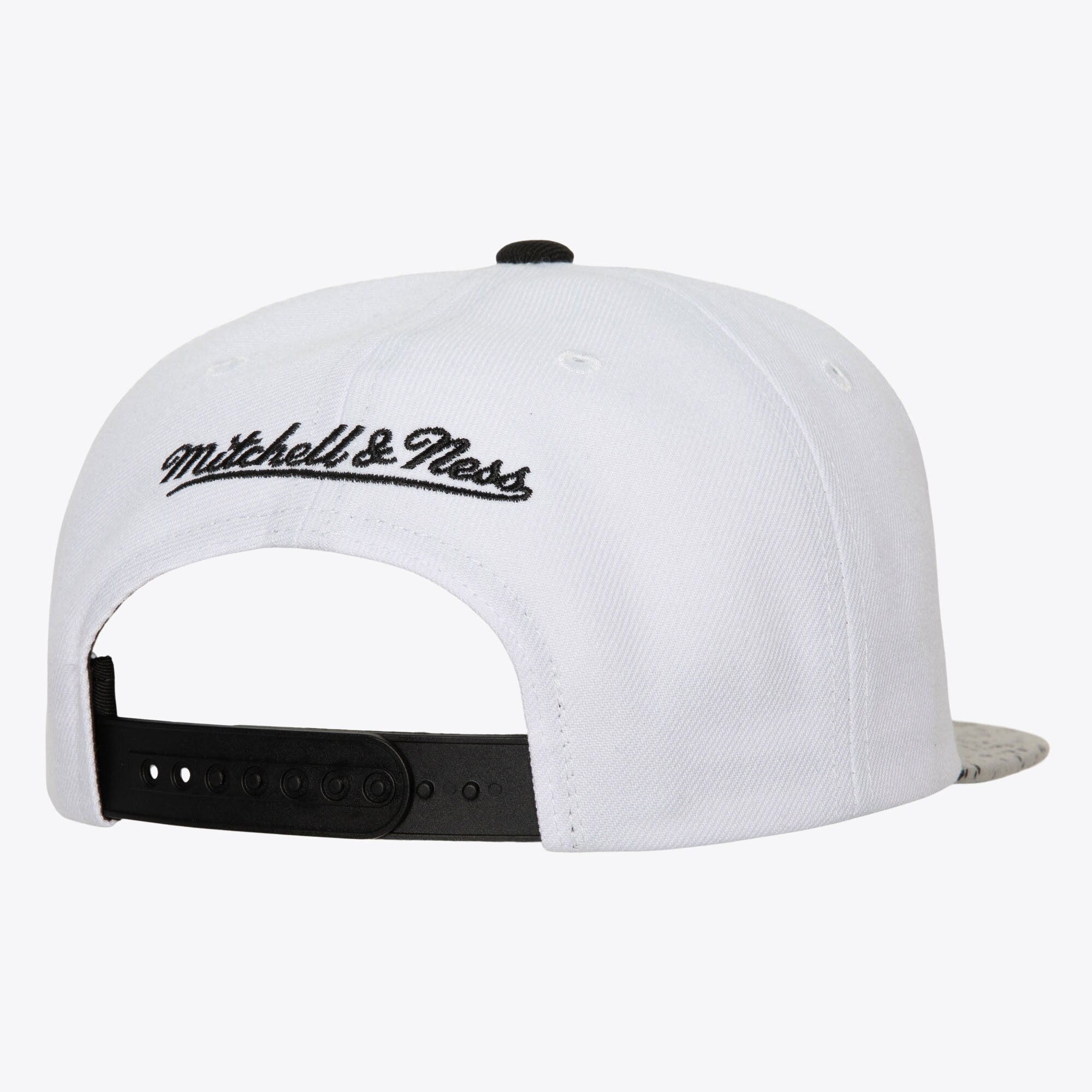 MENS MITCHELL & NESS NBA CEMENT TOP SNAPBACK HWC RAPTORS - WHITE-SILVER