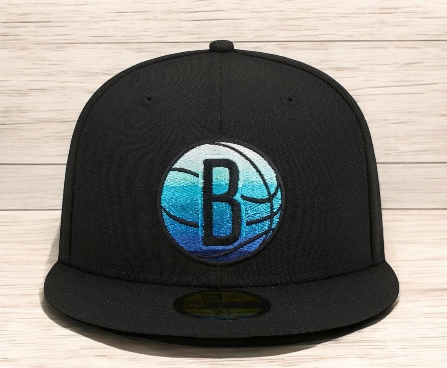 [60417725] Mens New Era NBA BROOKLYN NETS 5950 METALIC GRADIENT OTC FITTED