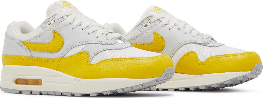 [DX2954-001] Womens Nike AIR MAX 1 'Tour Yellow'