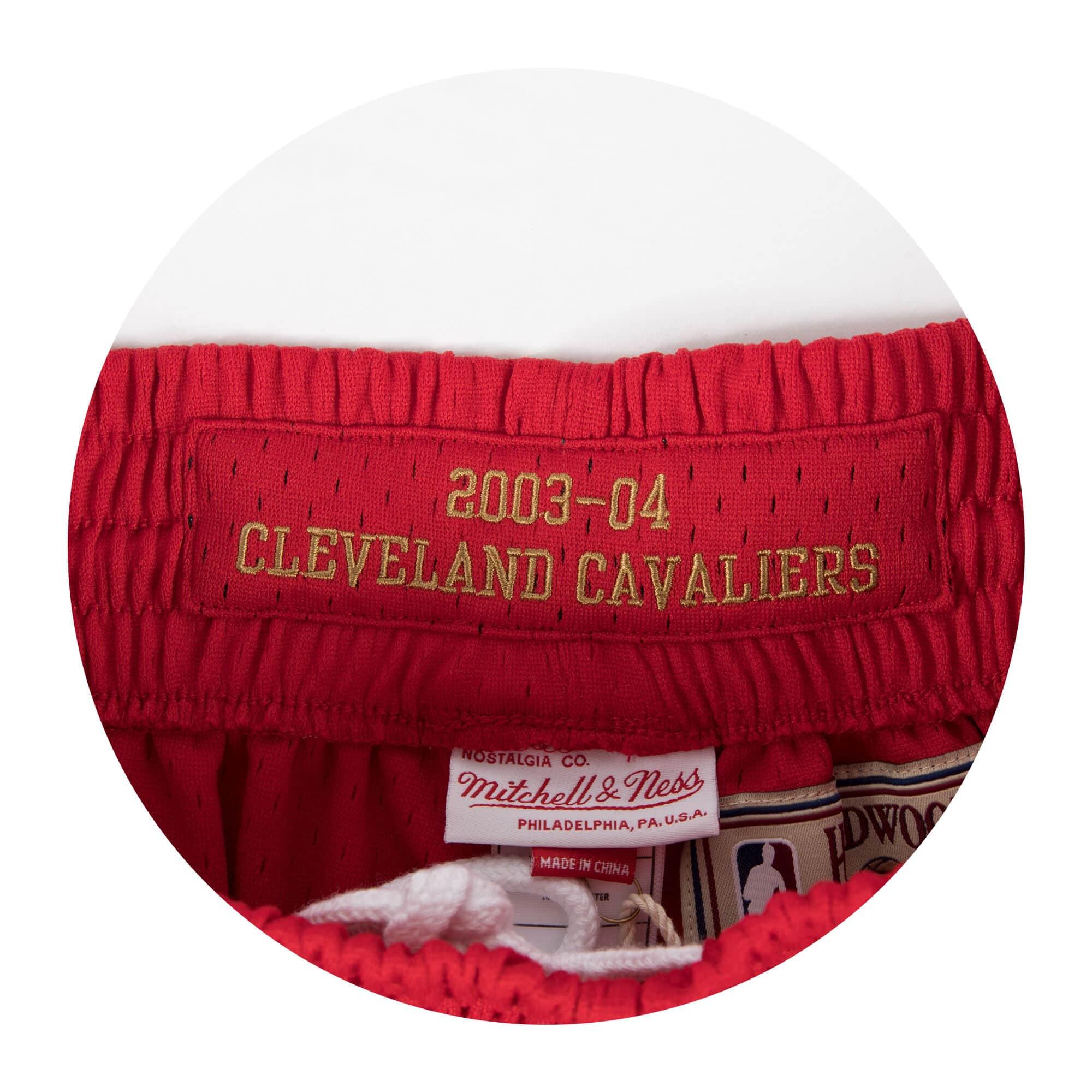 Mens Mitchell & Ness NBA 2003-04 Authentic Shorts Cleveland Cavaliers - sneakAR