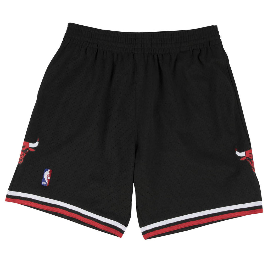 Mens Mitchell & Ness NBA Alternate Swingman Shorts Chicago Bulls 97-98