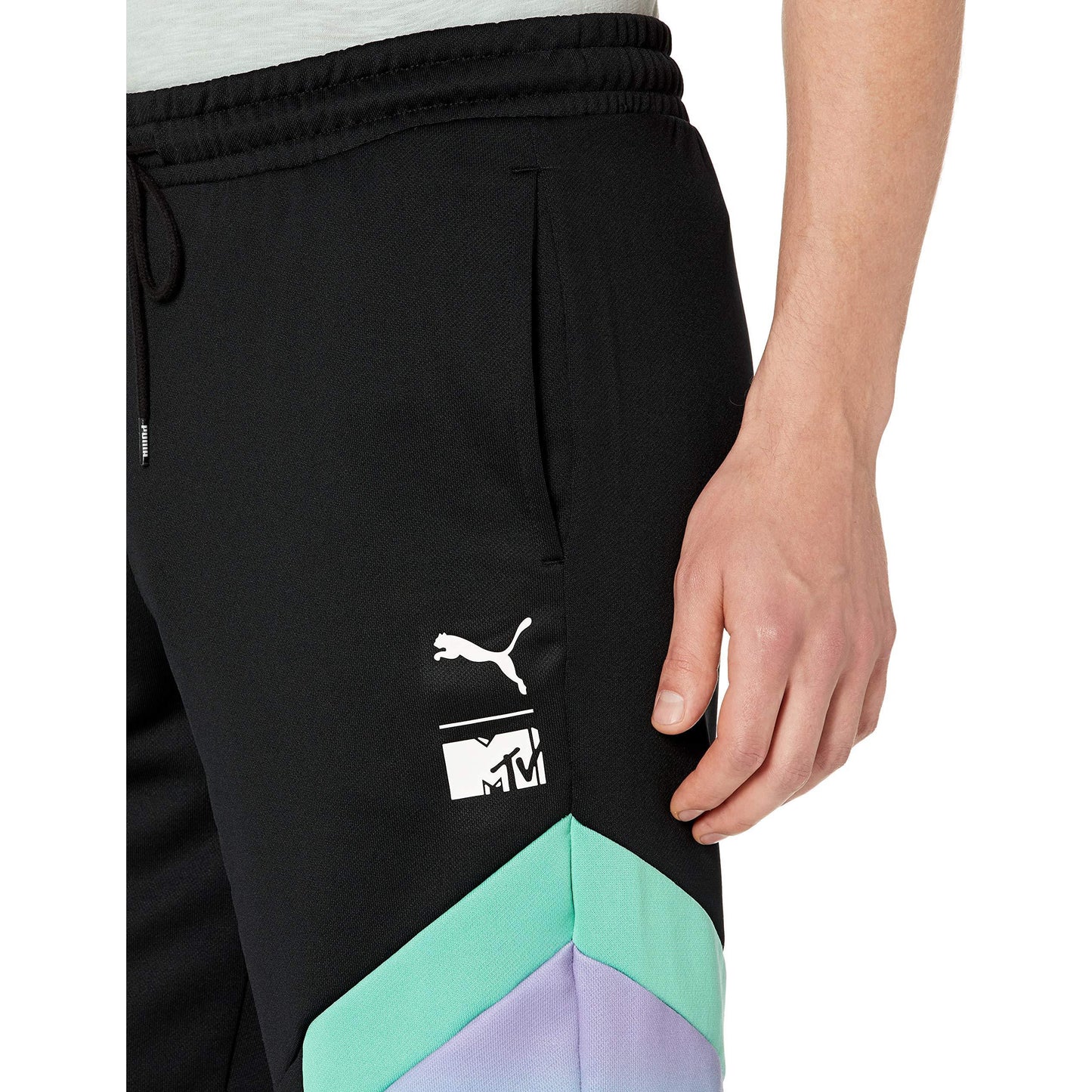 [579816-01] Mens Puma x MTV MCS Shorts AOP