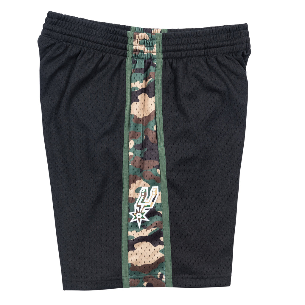 Mens Mitchell & Ness NBA Straight Fire Camo Swingman Shorts 94 San Antonio Spurs