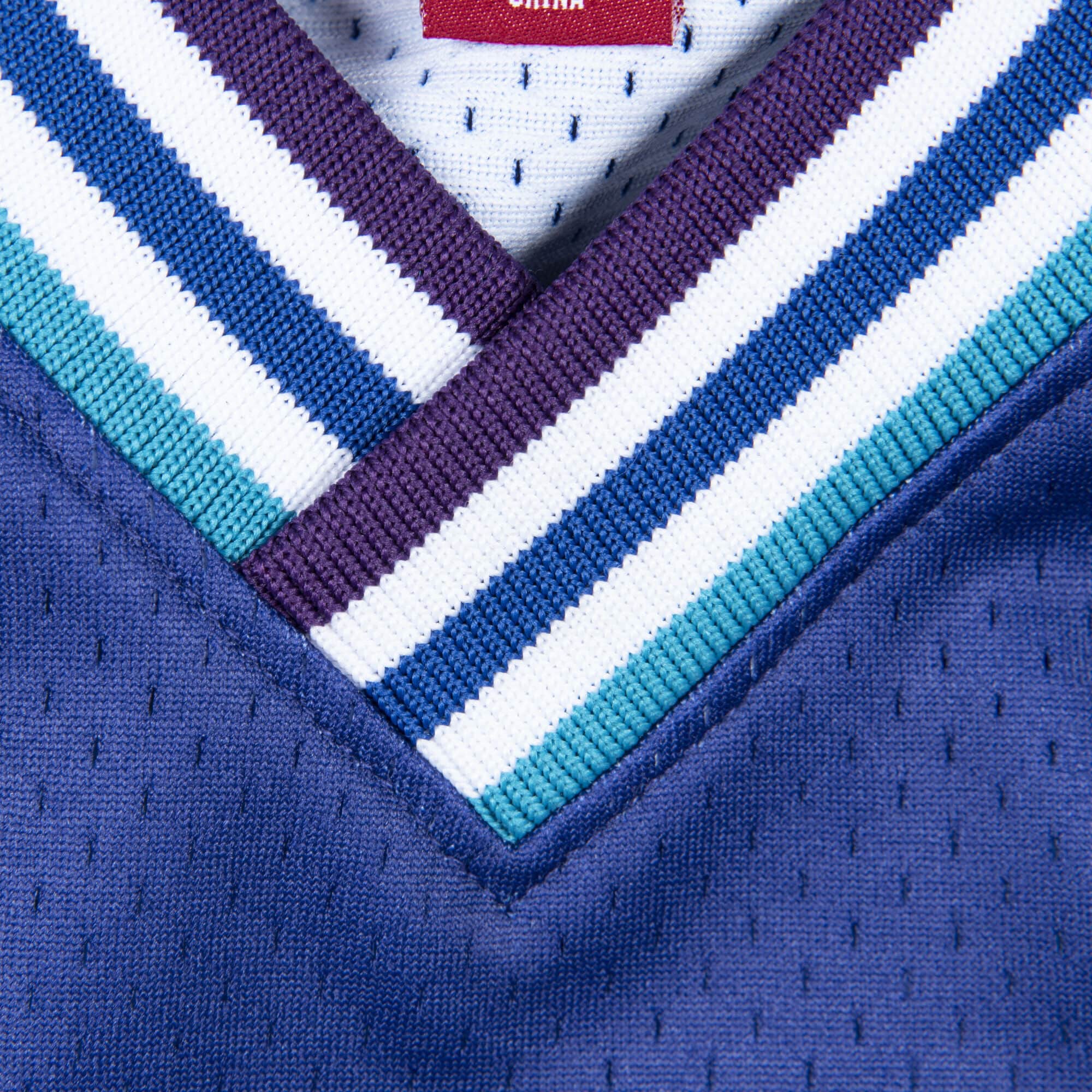 [BA688C-CHO-L-JHH] Mens Mitchell & Ness NBA Authentic Jersey Charlotte Hornets Alternate 1994-95 Muggsy Bogues