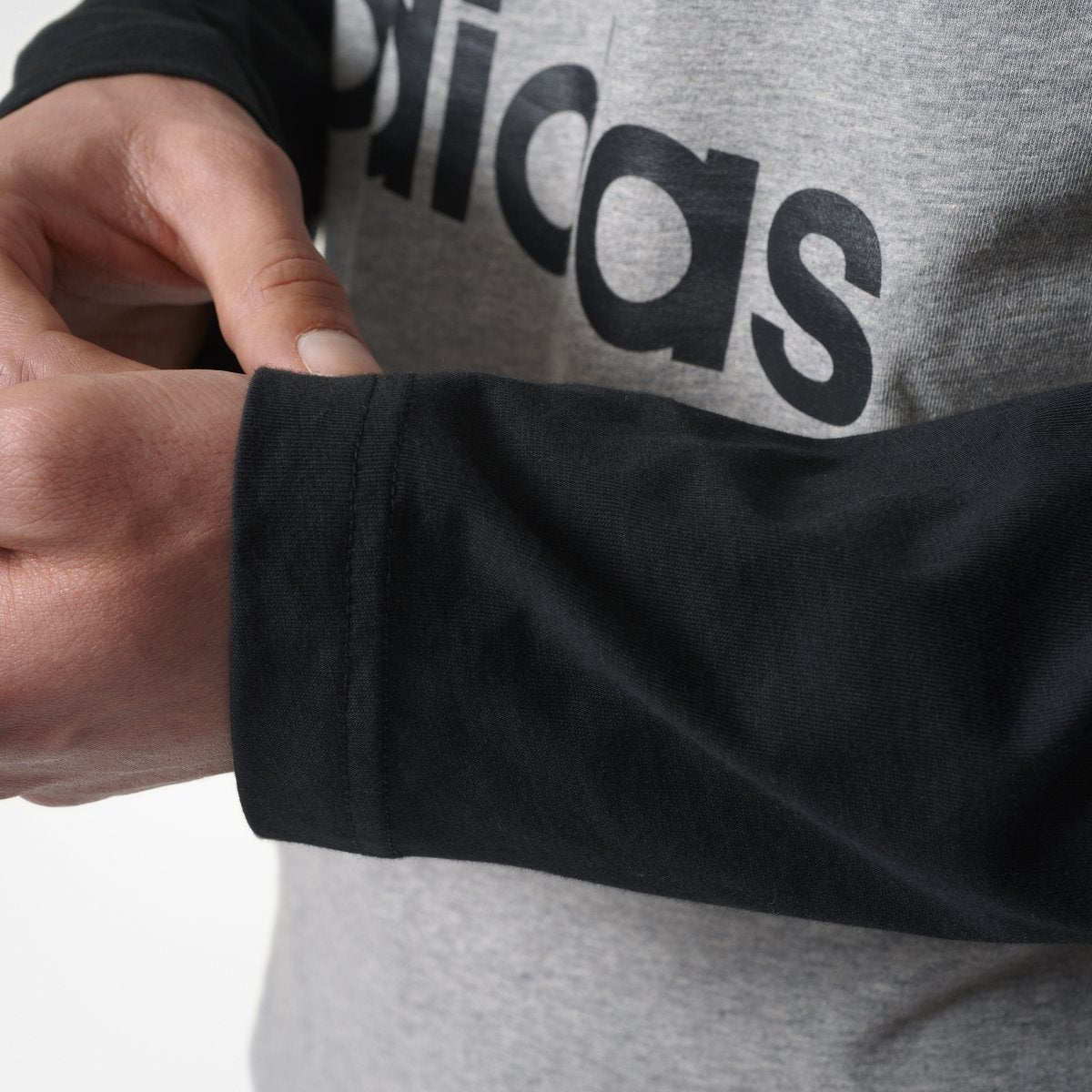 [BR2021] Trefoil Long Sleeve Tee