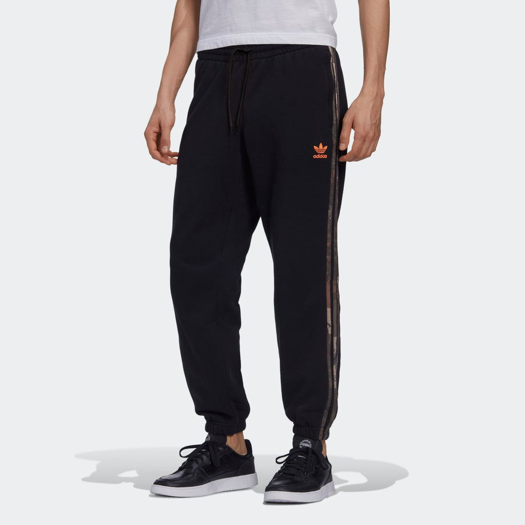 [GD5948] Mens Adidas Originals Camo Sweatpant