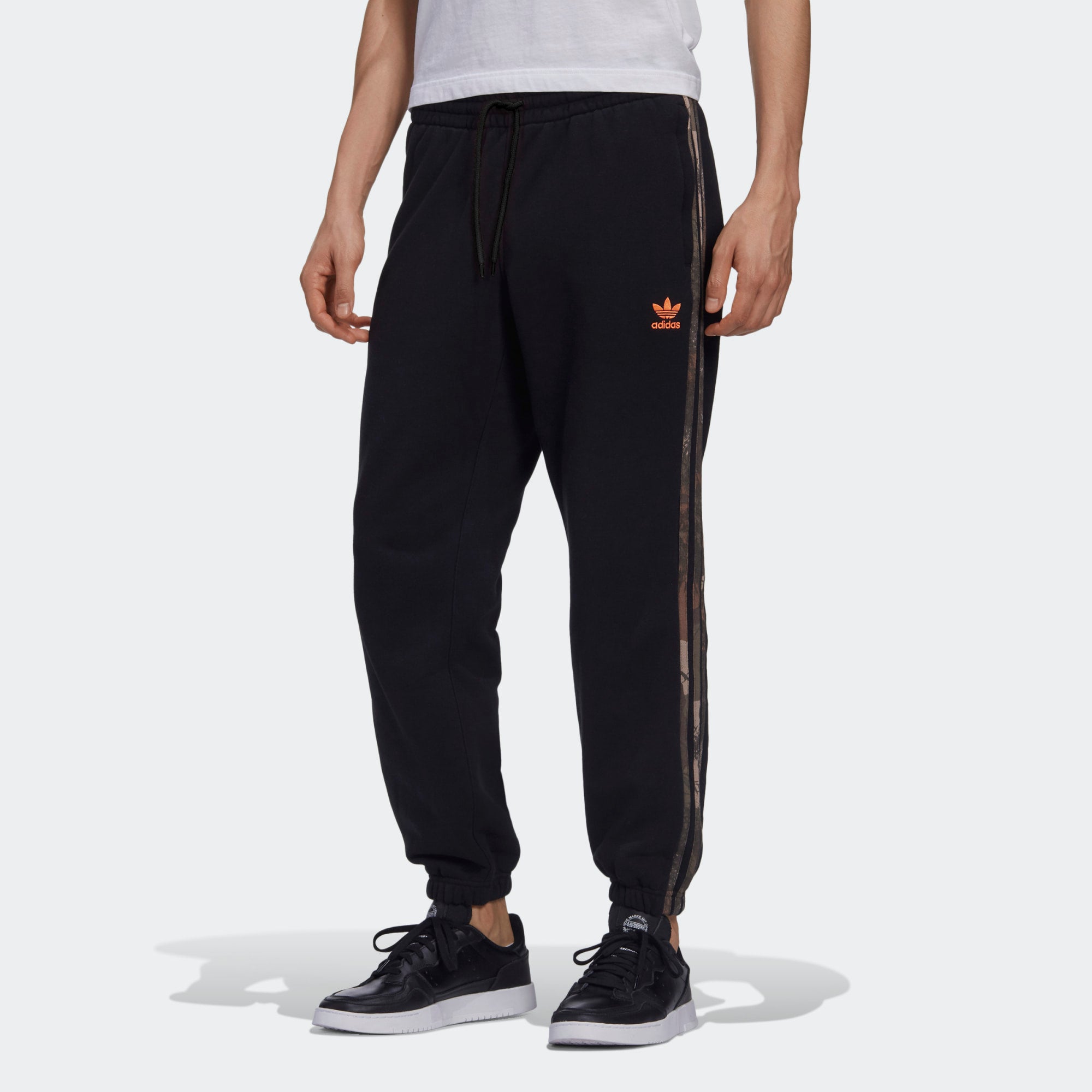 [GD5948] Mens Adidas Originals Camo Sweatpant