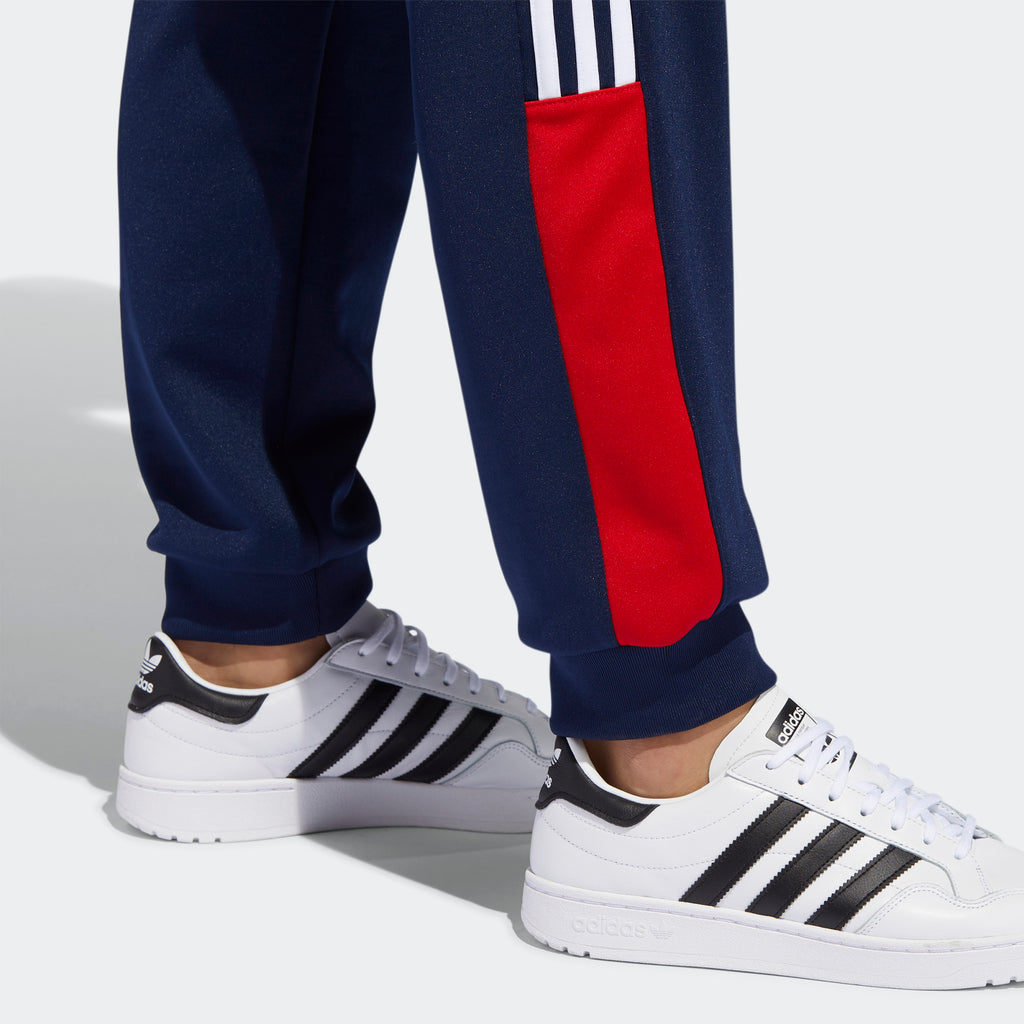 [GD2066] Mens Adidas Classics Track Pants