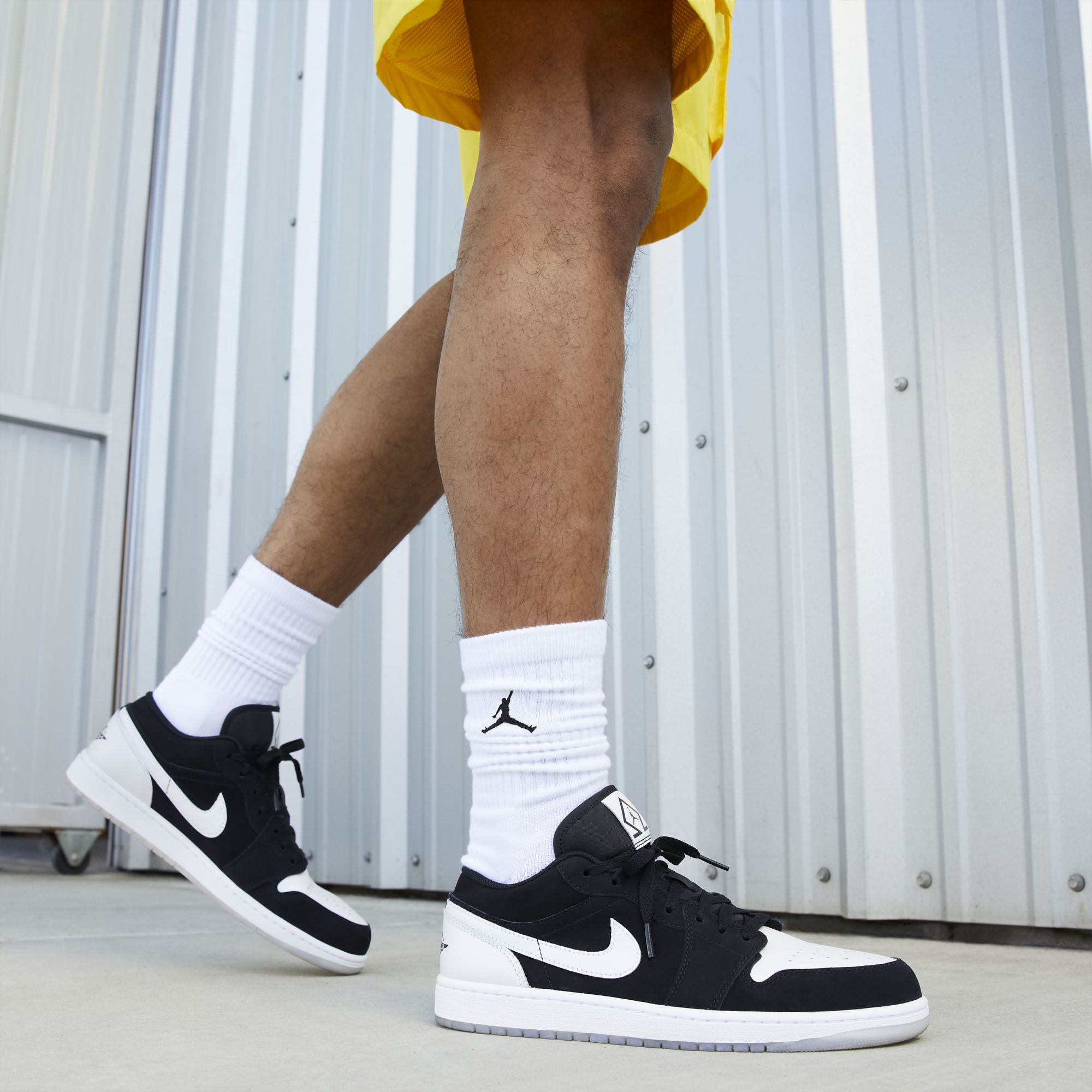 [DH6931-001] Mens Air Jordan Retro 1 Low 'Diamond Shorts'