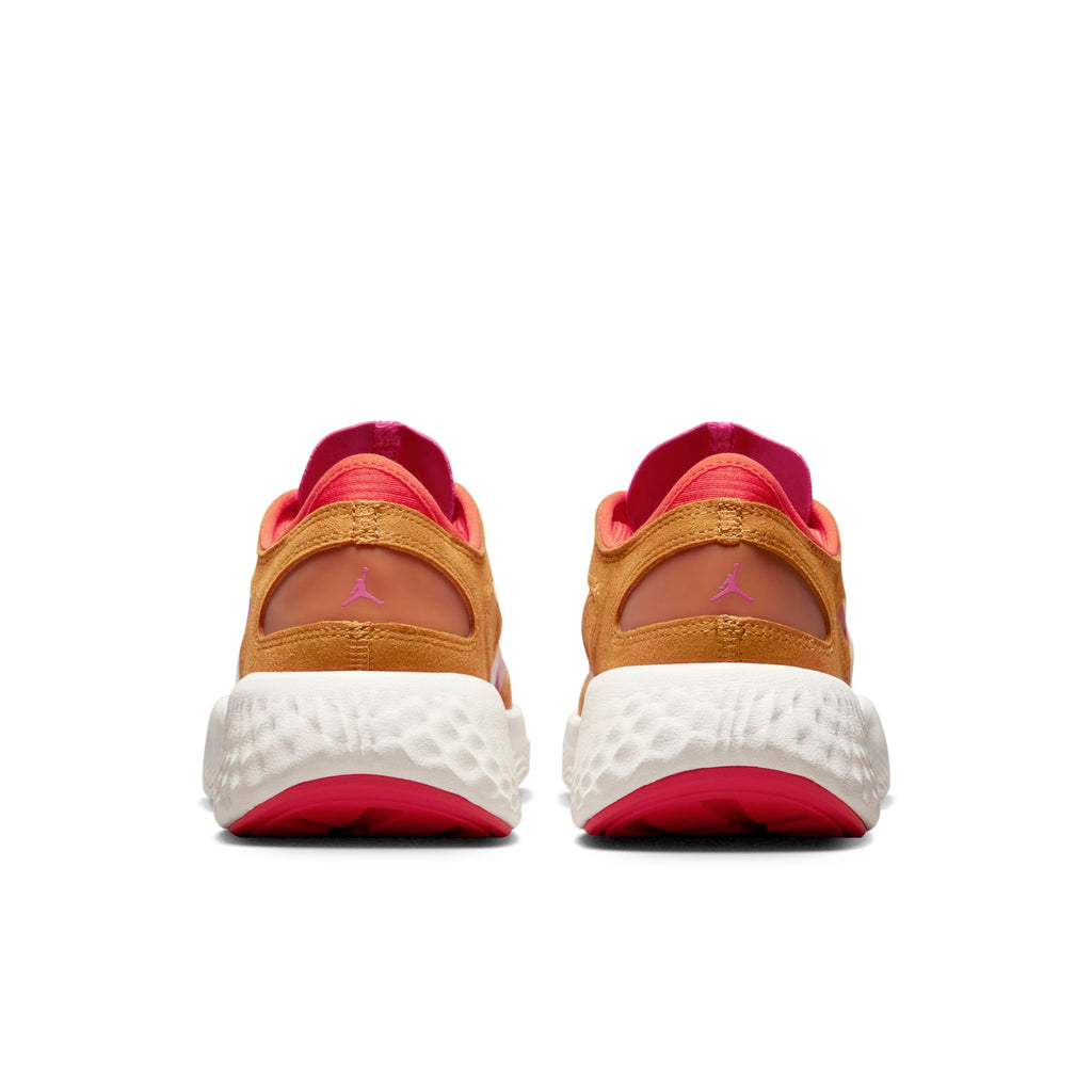[DM3384-781] Mens Air Jordan RETRO 3 DELTA LOW 'CHUTNEY'