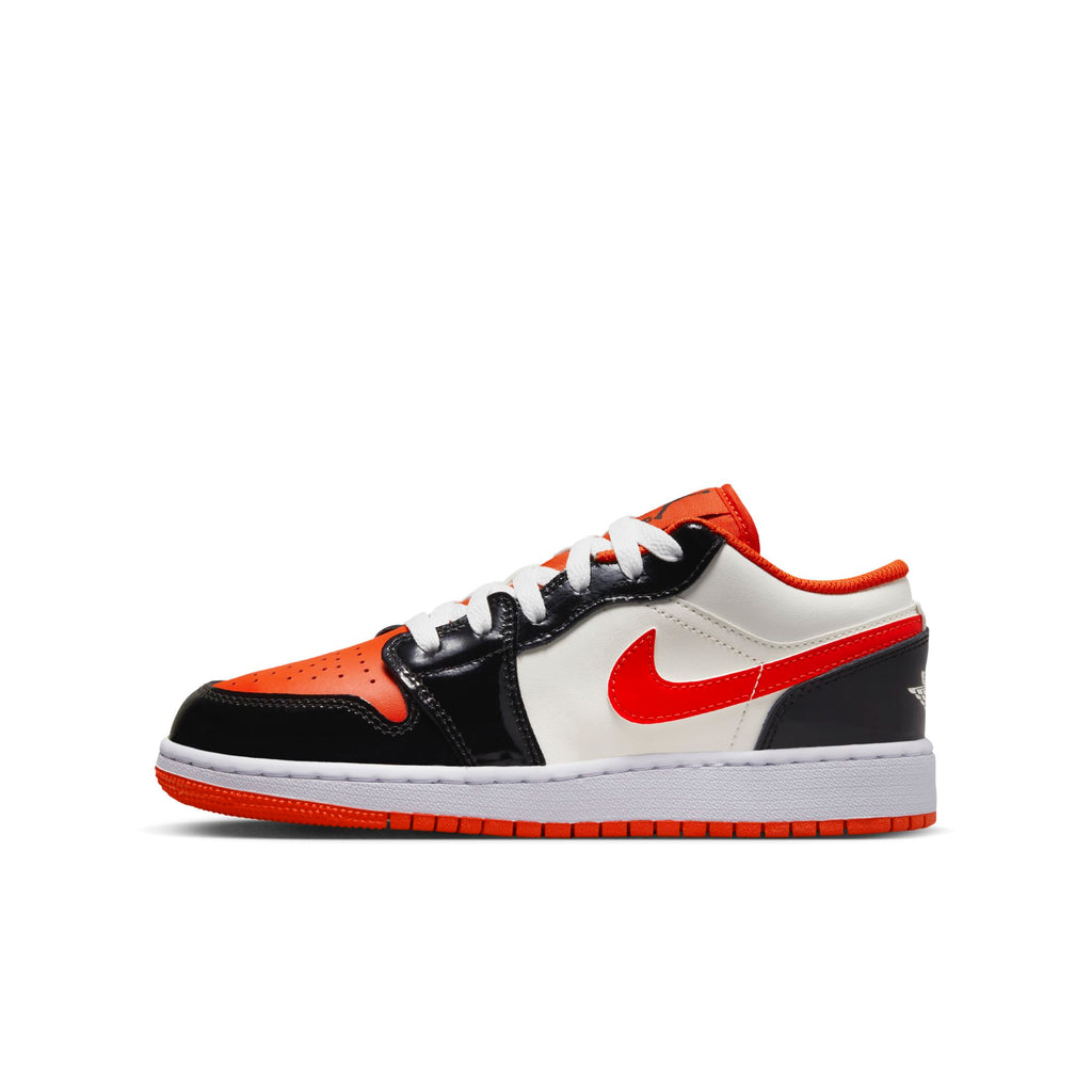 [DV1335-800] Grade School Air Jordan Retro 1 Low SE 'Halloween (2023)'