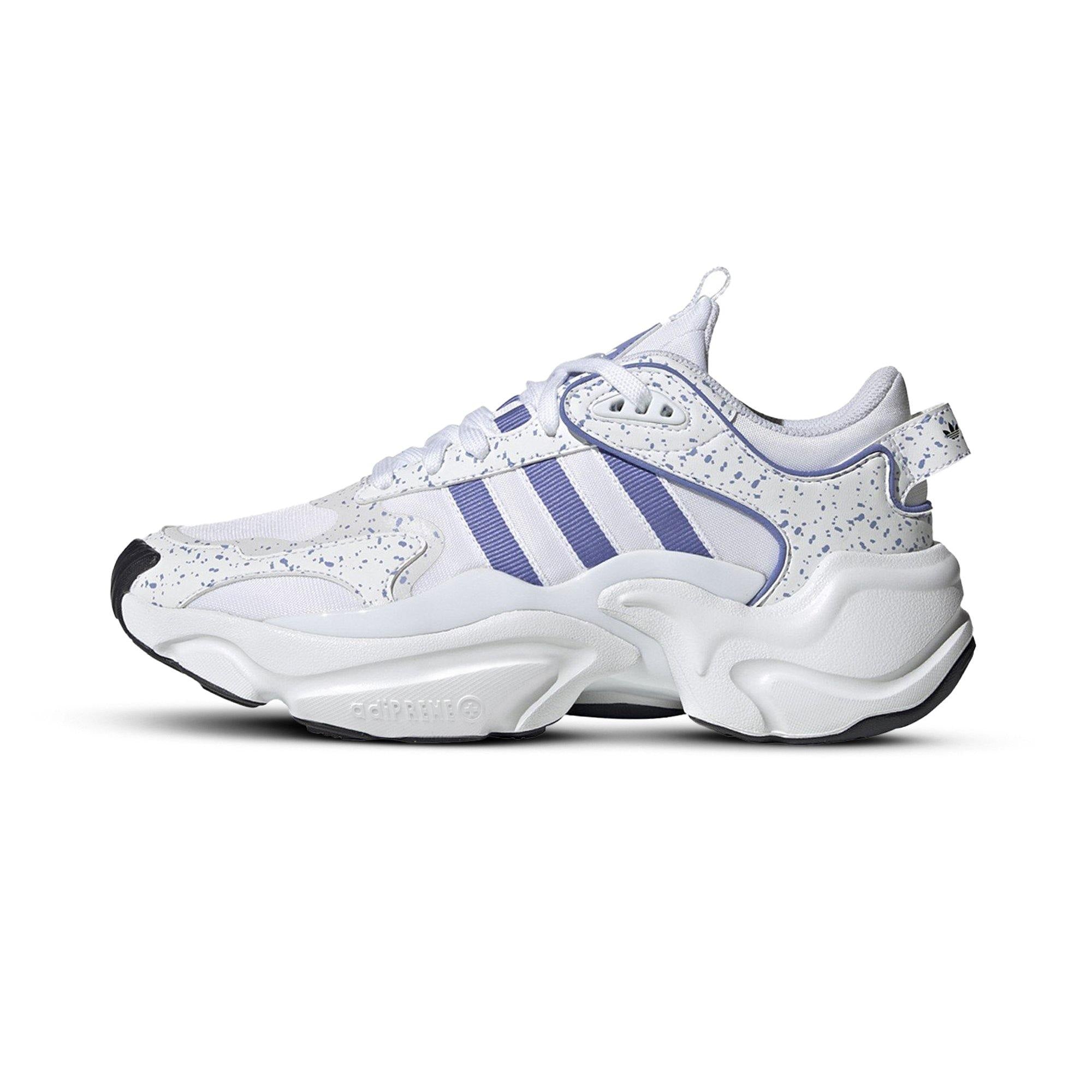 [EF9003] Womens Adidas Magmur Runner - sneakAR