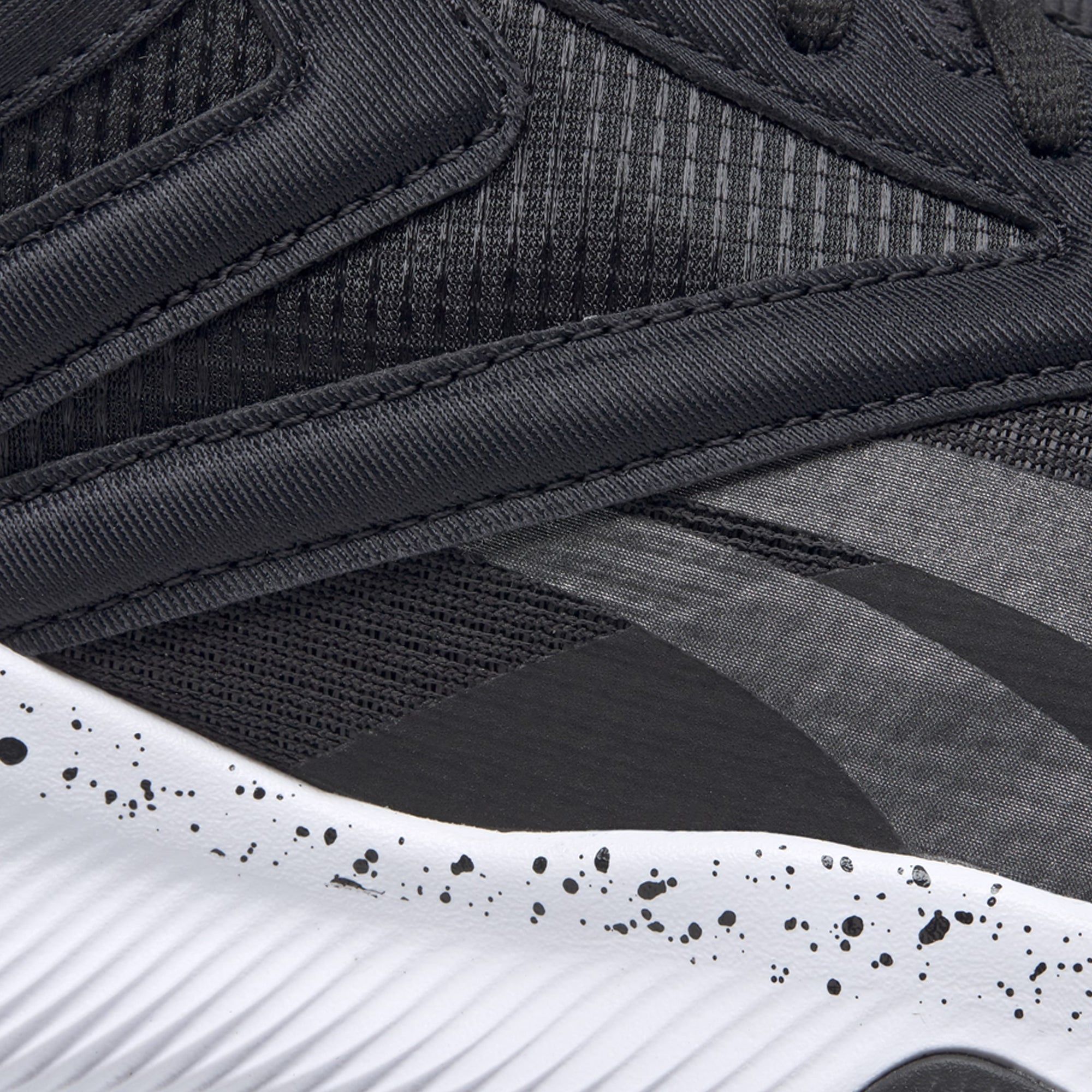 [EH3076] Mens Reebok Hiit TR