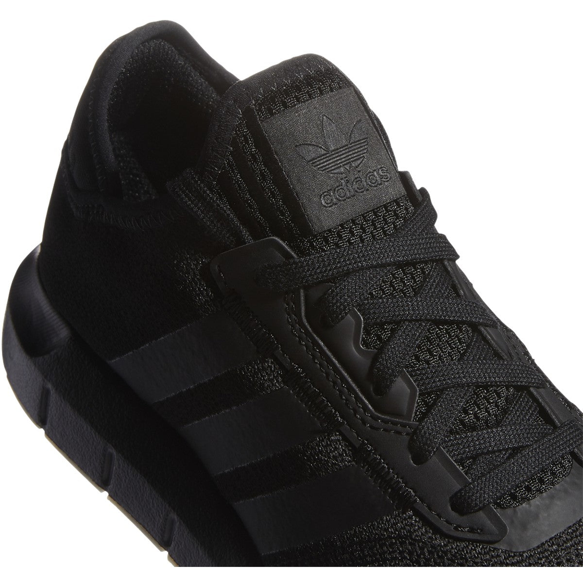 [FY2139] Womens Adidas Swift Run X