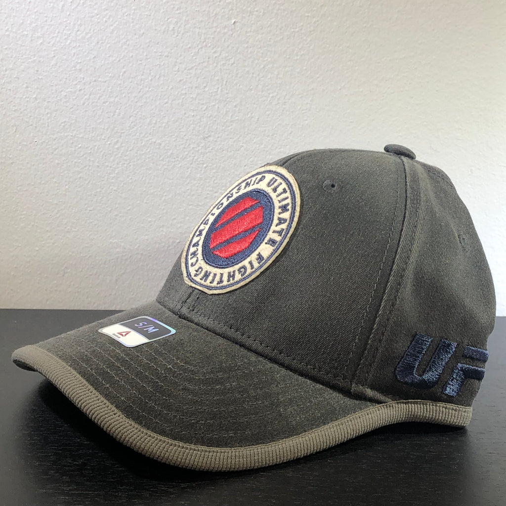 [M769Z] UFC Structured Flex Hat - Fog Grey